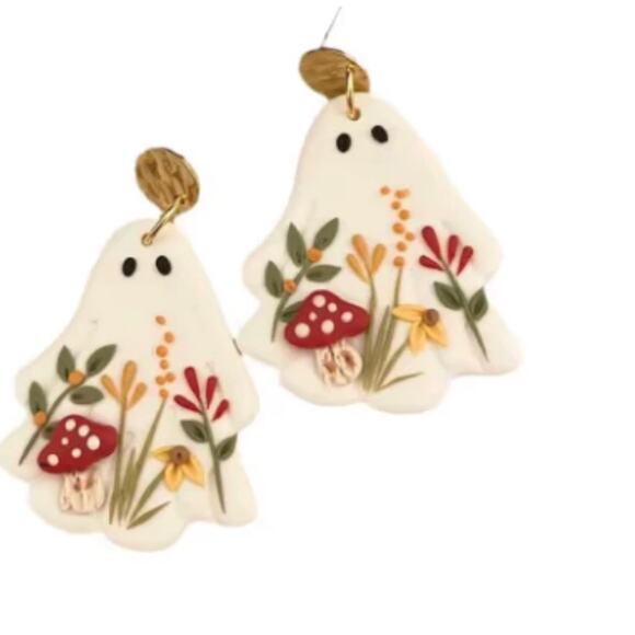 RETAIL $25  Kinsley Armelle Boo Collection Ghost Earrings - Picture 1 of 1